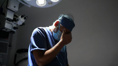 Surgical error Getty Images 1273705390