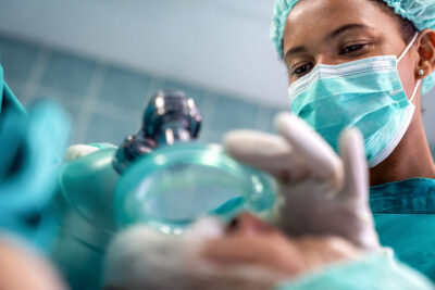 Anesthesiologist Getty Images 1346308385